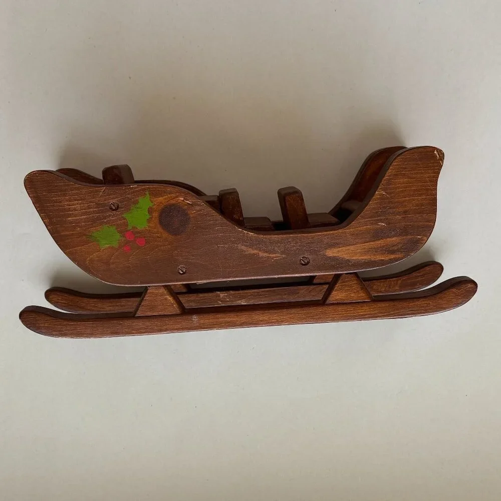 Vintage LR Vance Wood Sled Only Music Box Winter Wonderland